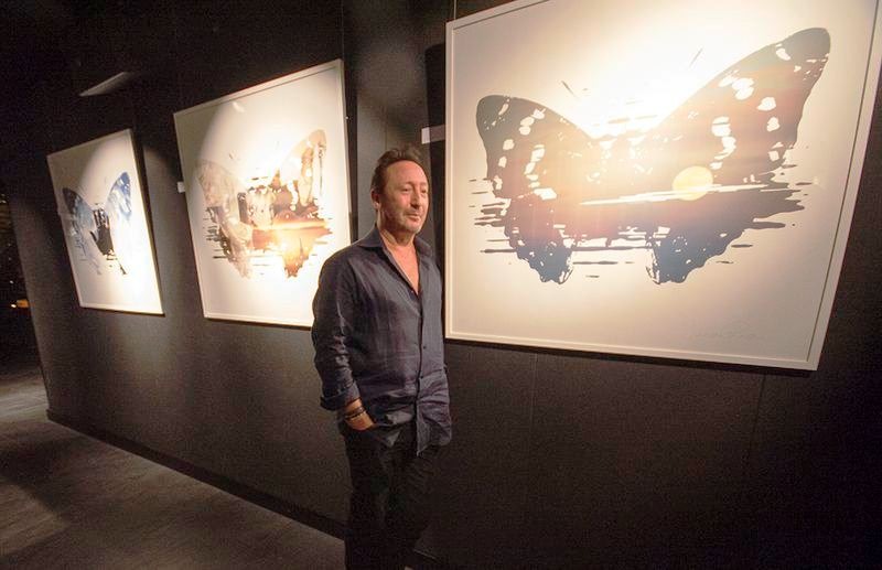 Julian Lennon exposicion Ibiza STK